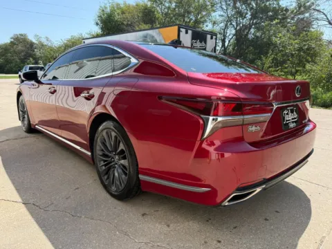 More photos of 2018 Lexus LS 500 Sedan 4D at Tailgate Motor Co. (Wahoo), NE