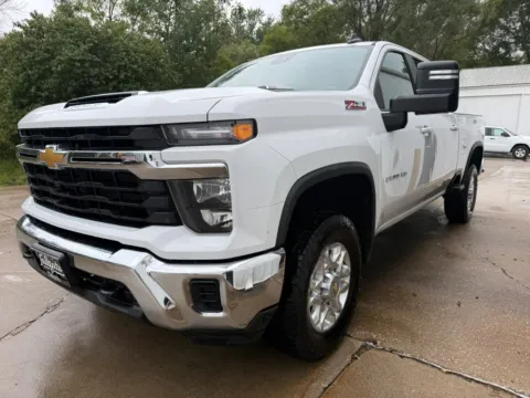 Another view of 2024 Chevrolet Silverado 2500 HD Crew Cab LT Pickup 4D 6 1/2 ft for sale in Wahoo, NE at Tailgate Motor Co. (Wahoo)