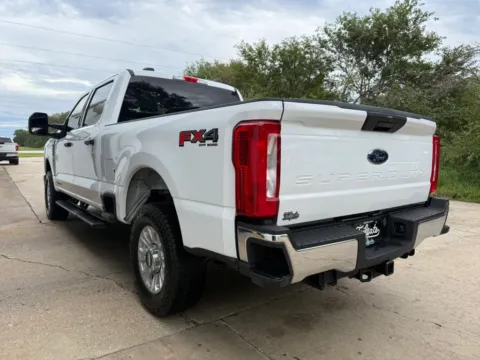 More photos of 2024 Ford F250 Super Duty Crew Cab XLT Pickup 4D 6 3/4 ft at Tailgate Motor Co. (Wahoo), NE