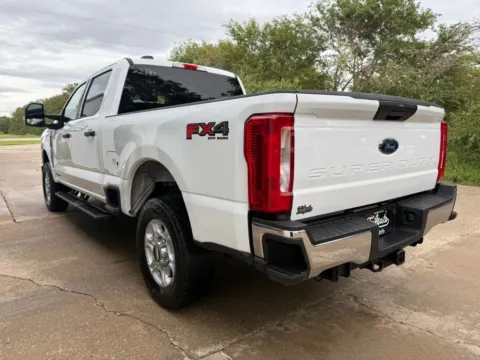 More photos of 2025 Ford F250 Super Duty Crew Cab XLT Pickup 4D 6 3/4 ft at Tailgate Motor Co. (Wahoo), NE