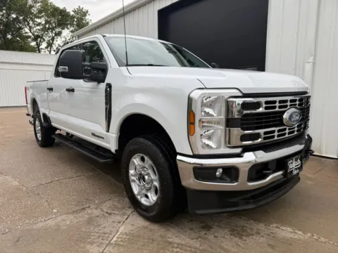 Photos of 2025 Ford F250 Super Duty Crew Cab XLT Pickup 4D 6 3/4 ft for sale in Wahoo, NE at Tailgate Motor Co. (Wahoo)