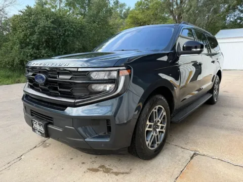 Another view of 2025 Ford Expedition MAX Active Sport Utility 4D for sale in Wahoo, NE at Tailgate Motor Co. (Wahoo)