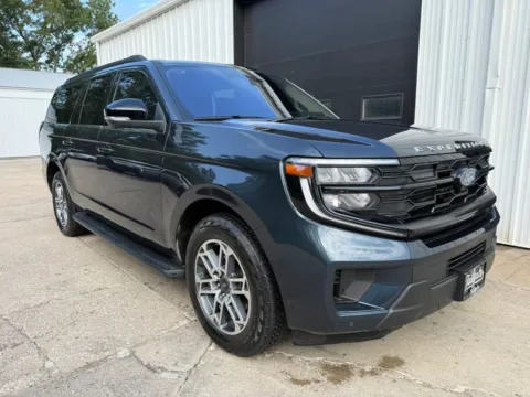 Photos of 2025 Ford Expedition MAX Active Sport Utility 4D for sale in Wahoo, NE at Tailgate Motor Co. (Wahoo)