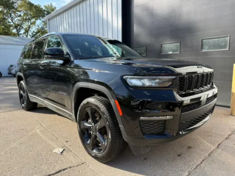 Photos of 2025 Jeep Grand Cherokee L Limited Sport Utility 4D for sale in Wahoo, NE at Tailgate Motor Co. (Wahoo)