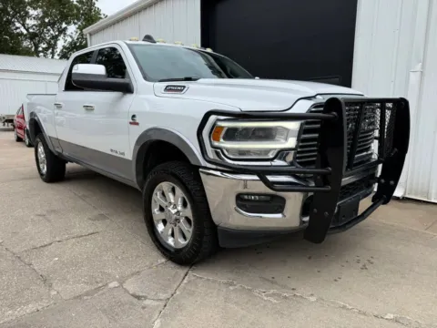Photos of 2019 Ram 2500 Crew Cab Laramie Pickup 4D 6 1/3 ft for sale in Wahoo, NE at Tailgate Motor Co. (Wahoo)