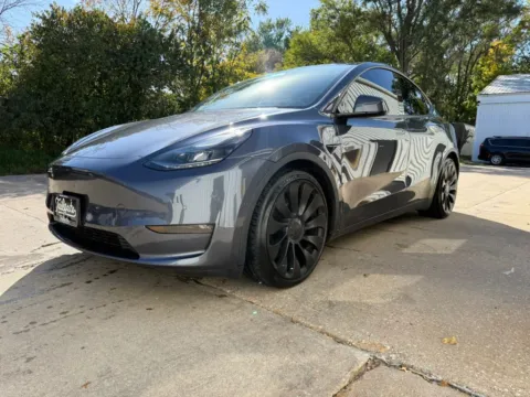 More photos of 2022 Tesla Model Y Performance Sport Utility 4D at Tailgate Motor Co. (Wahoo), NE