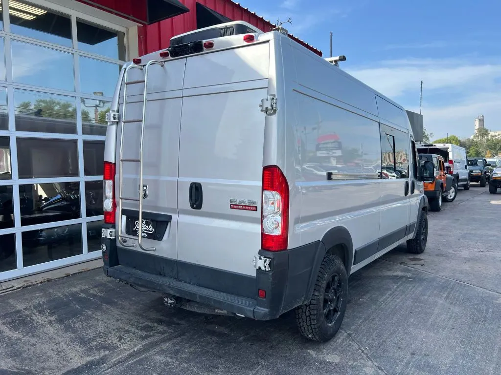 Ram Cargo Van photo 7