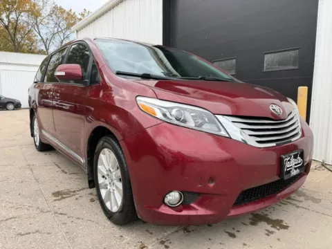 Photos of 2015 Toyota Sienna Limited Minivan 4D for sale in Wahoo, NE at Tailgate Motor Co. (Wahoo)