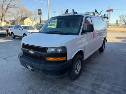 More photos of 2021 Chevrolet Express 2500 Cargo Regular Van 3D at Tailgate Motor Co. (Fremont South), NE