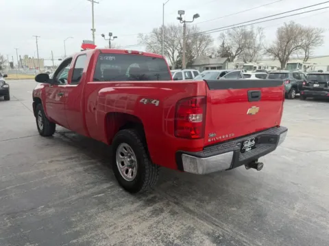 More photos of 2008 Chevrolet Silverado 1500 Extended Cab Work Truck Pickup 4D 6 1/2 ft at Tailgate Motor Co. (Fremont South), NE
