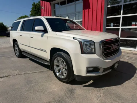 Photos of 2015 GMC Yukon XL SLT Sport Utility 4D for sale in Fremont, NE at Tailgate Motor Co. (Fremont South)
