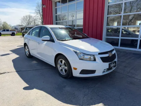 Photos of 2011 Chevrolet Cruze LT Sedan 4D for sale in Fremont, NE at Tailgate Motor Co. (Fremont South)
