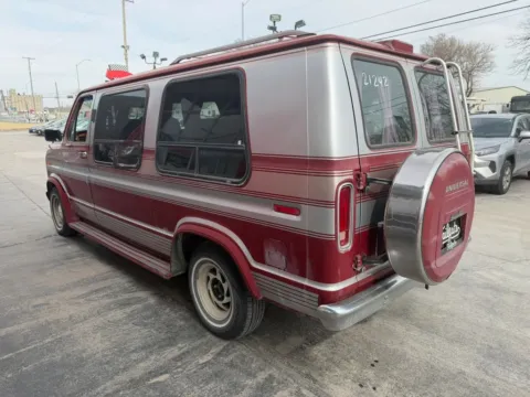 More photos of 1991 Ford E150 Vans Econoline Cargo Van at Tailgate Motor Co. (Fremont South), NE