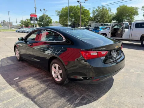 More photos of 2021 Chevrolet Malibu LS Sedan 4D at Tailgate Motor Co. (Fremont South), NE