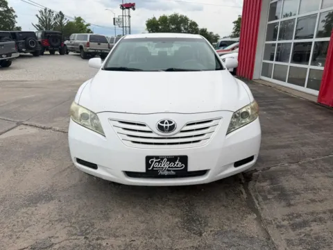Another view of 2009 Toyota Camry LE Sedan 4D for sale in Fremont, NE at Tailgate Motor Co. (Fremont South)