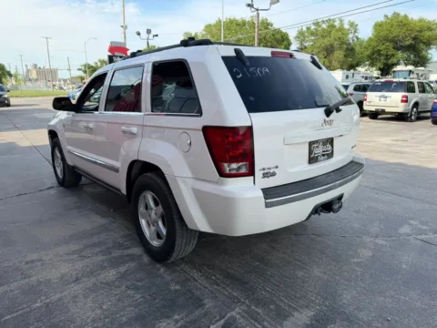 More photos of 2005 Jeep Grand Cherokee Limited Sport Utility 4D at Tailgate Motor Co. (Fremont South), NE