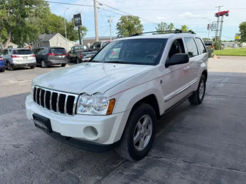 More photos of 2005 Jeep Grand Cherokee Limited Sport Utility 4D at Tailgate Motor Co. (Fremont South), NE