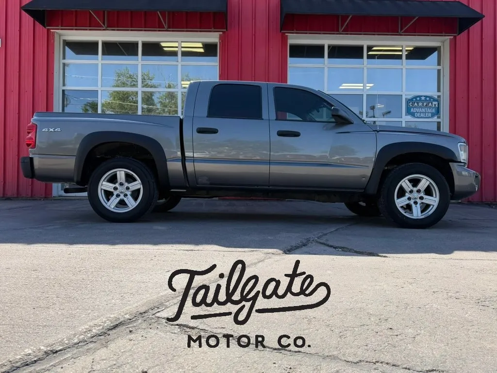 Gray 2010 Dodge Dakota Crew Cab Big Horn/Lone Star Pickup 4D 5 1/4 ft for sale in Fremont, NE