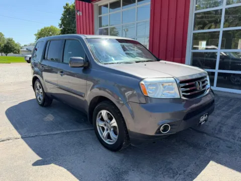 Photos of 2015 Honda Pilot EX-L Sport Utility 4D for sale in Fremont, NE at Tailgate Motor Co. (Fremont South)