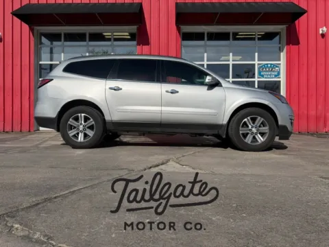 Silver 2017 Chevrolet Traverse LT Sport Utility 4D for sale in Fremont, NE
