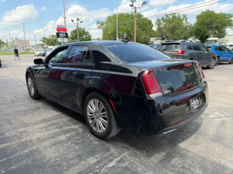 More photos of 2016 Chrysler 300 S Sedan 4D at Tailgate Motor Co. (Fremont South), NE