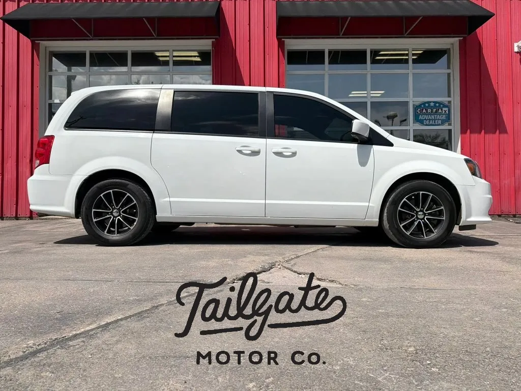White 2019 Dodge Grand Caravan Passenger GT Minivan 4D for sale in Fremont, NE