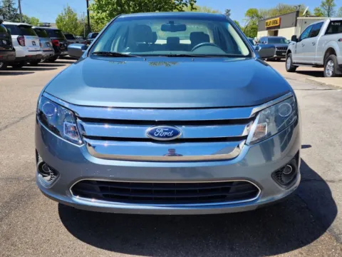 More photos of 2011 Ford Fusion SE Sedan 4D at Tailgate Motor Co. (Fremont South), NE