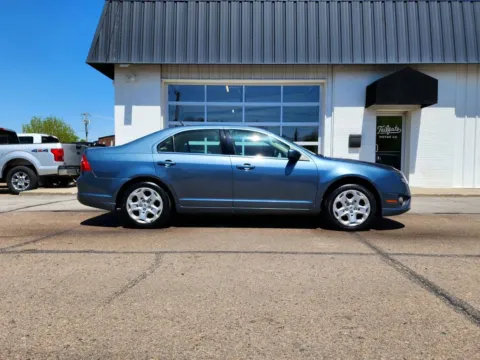 Photos of 2011 Ford Fusion SE Sedan 4D for sale in Fremont, NE at Tailgate Motor Co. (Fremont South)