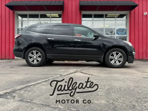 Black 2017 Chevrolet Traverse LT Sport Utility 4D for sale in Fremont, NE
