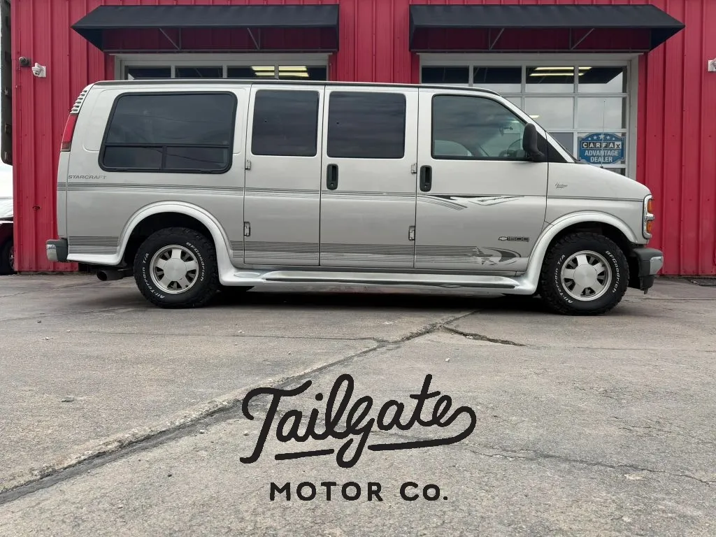 Silver 1998 Chevrolet Express 1500 Passenger Van for sale in Fremont, NE