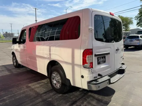 More photos of 2019 Nissan NV3500 HD Passenger SV Van 3D at Tailgate Motor Co. (Fremont South), NE