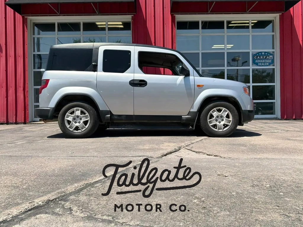 Silver 2011 Honda Element LX Sport Utility 4D for sale in Fremont, NE