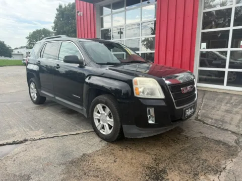 Photos of 2013 GMC Terrain SLE-2 Sport Utility 4D for sale in Fremont, NE at Tailgate Motor Co. (Fremont South)
