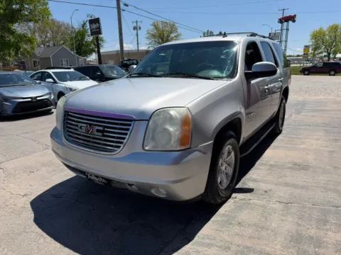More photos of 2011 GMC Yukon SLT Sport Utility 4D at Tailgate Motor Co. (Fremont South), NE