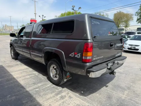 More photos of 2000 Chevrolet Silverado 2500 HD Extended Cab Long Bed at Tailgate Motor Co. (Fremont South), NE