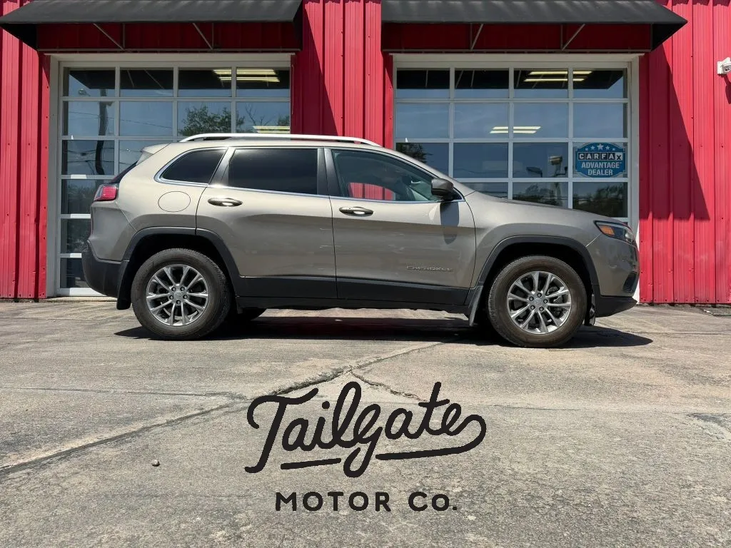 Beige 2021 Jeep Cherokee Latitude Plus Sport Utility 4D for sale in Fremont, NE