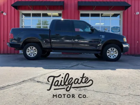 Blue 2001 Ford F-150 SuperCrew Cab Lariat Styleside Pickup 4D 5 1/2 ft for sale in Fremont, NE
