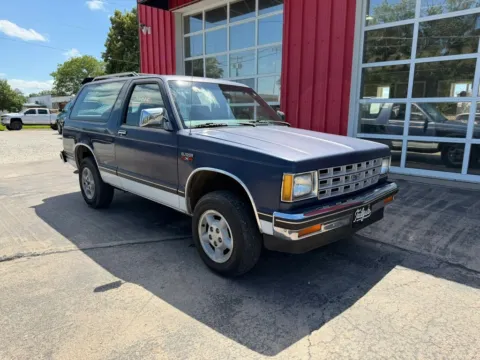 More photos of 1984 Chevrolet S10 Blazer Standard 2D Utility 4WD at Tailgate Motor Co. (Fremont South), NE