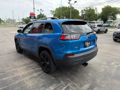 More photos of 2020 Jeep Cherokee Altitude Sport Utility 4D at Tailgate Motor Co. (Fremont South), NE