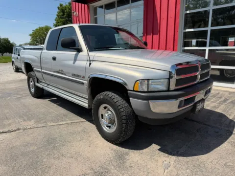 Photos of 1998 Dodge Ram 2500 Quad Cab Long Bed for sale in Fremont, NE at Tailgate Motor Co. (Fremont South)