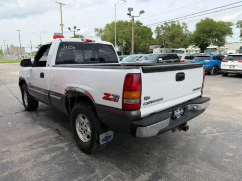 More photos of 1999 Chevrolet Silverado 1500 Regular Cab Short Bed at Tailgate Motor Co. (Fremont South), NE