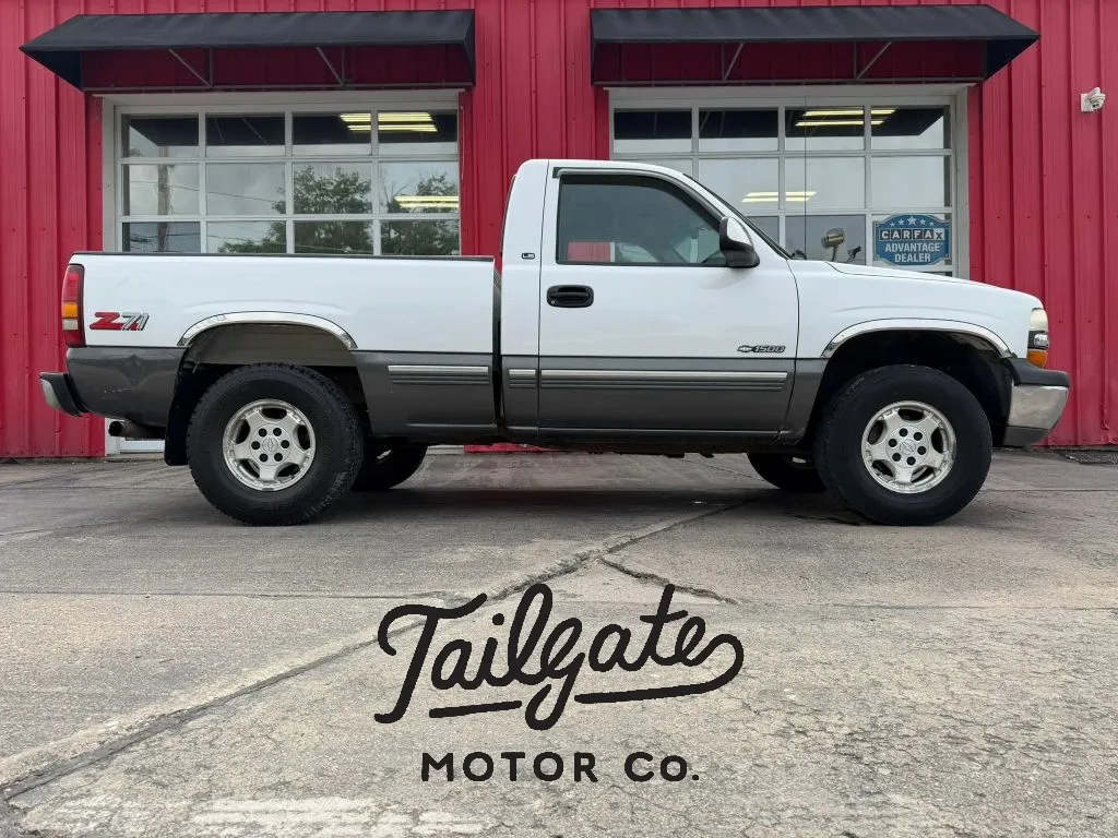 White 1999 Chevrolet Silverado 1500 Regular Cab Short Bed for sale in Fremont, NE