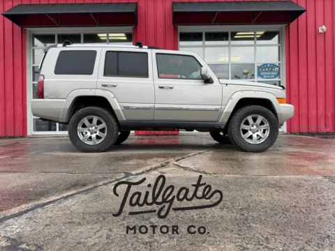 Silver 2007 Jeep Commander Overland Sport Utility 4D for sale in Fremont, NE