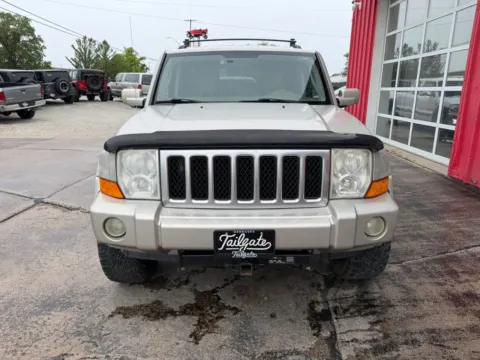 Another view of 2007 Jeep Commander Overland Sport Utility 4D for sale in Fremont, NE at Tailgate Motor Co. (Fremont South)