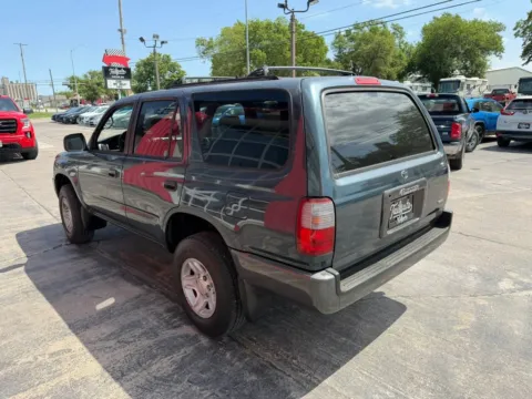 More photos of 1997 Toyota 4Runner Sport Utility 4D at Tailgate Motor Co. (Fremont South), NE