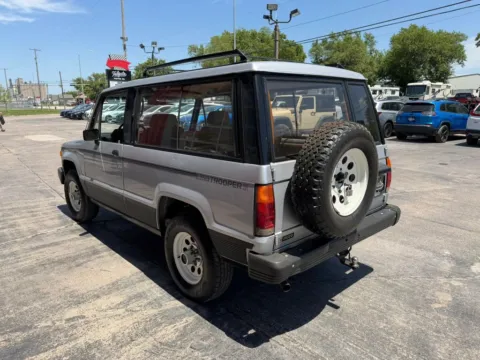 More photos of 1986 Isuzu Trooper LS 2D SUV 4WD at Tailgate Motor Co. (Fremont South), NE