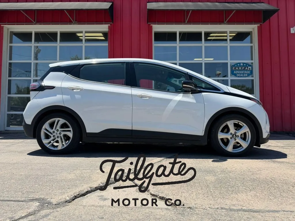 White 2023 Chevrolet Bolt EV 1LT Hatchback 4D for sale in Fremont, NE
