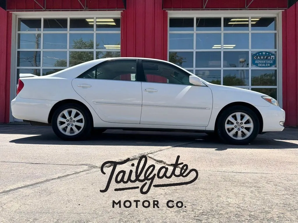 White 2004 Toyota Camry LE Sedan 4D for sale in Fremont, NE