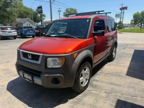 More photos of 2004 Honda Element EX Sport Utility 4D at Tailgate Motor Co. (Fremont South), NE