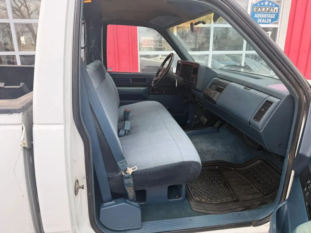 1988 GMC GMT400 - Photo 11